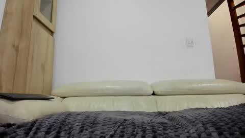 Domi online show from November 2025 11:21:02 AM