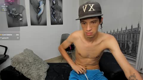 Snapshot of master_and_sumisse chatting on January 2025 02:14:01 AM master and sumisse online show from January 2025 02:14:01 AM