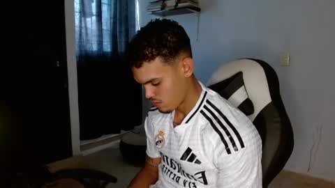 master_black777 online show from April 2026 05:35:01 PM