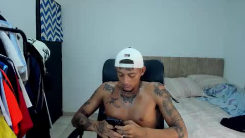 master_boy28 online show from November 2025 05:48:01 PM