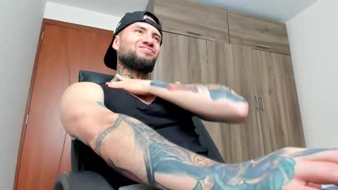 Snapshot of master_steven_01 chatting on November 2025 04:46:01 PM steven online show from November 2025 04:46:01 PM