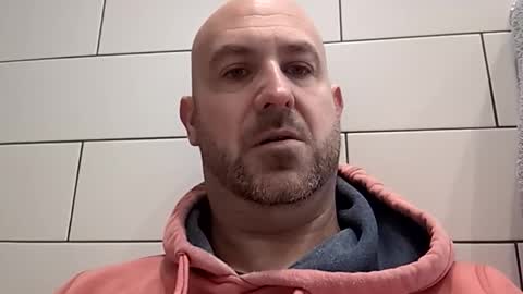 Snapshot of masterclass69er chatting on November 2025 10:25:02 AM Bob online show from November 2025 10:25:02 AM