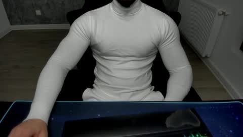 Snapshot of masterkingmuscle chatting on December 2024 07:11:02 PM masterkingmuscle online show from December 2024 07:11:02 PM