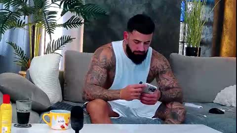 masterkingofmuscle online show from October 2025 11:30:01 AM