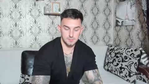 Snapshot of mastermusclejon chatting on December 2024 07:45:02 PM Jon online show from December 2024 07:45:02 PM