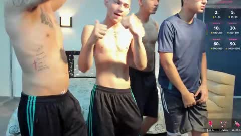 Team Cris Darwin- Fernando- Stiven- David online show from February 2025 05:50:01 PM