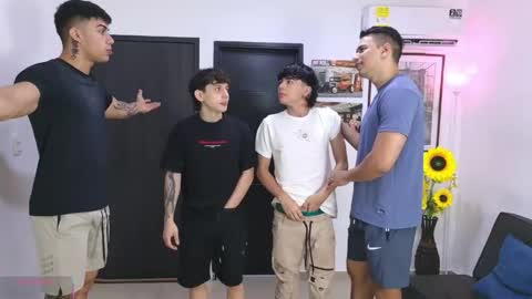 Team Cris Darwin- Fernando- Stiven- David online show from April 2026 11:24:01 AM