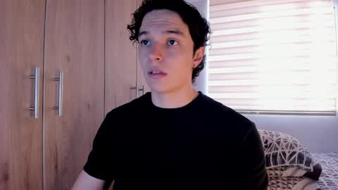 mastrangelo_x online show from April 2026 09:57:02 PM