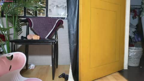 SuSu online show from April 2026 05:19:08 AM