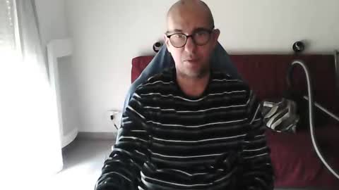 mat11efou online show from October 2025 11:31:02 AM