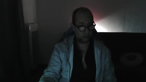 mat11efou online show from October 2025 11:31:02 PM