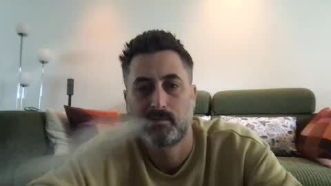 Snapshot of mat_johof chatting on November 2025 10:04:02 AM mat_johof online show from November 2025 10:04:02 AM