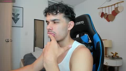 Snapshot of mateoleone chatting on March 2025 03:09:02 PM Matt online show from March 2025 03:09:02 PM