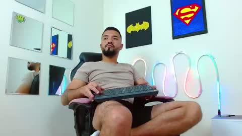 mathewhot3 online show from November 2025 06:03:01 AM