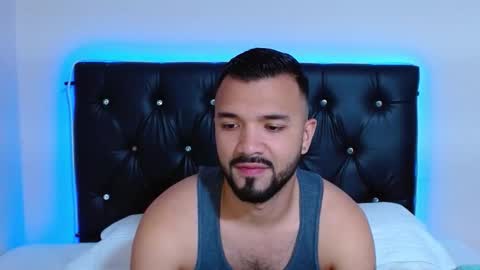 mathewhot3 online show from January 2026 04:48:01 AM