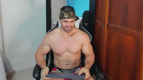 mathews_smith online show from October 2025 11:39:02 AM