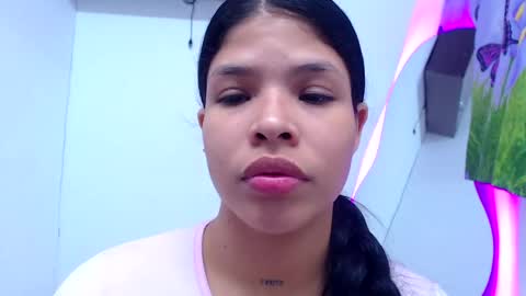 Mati04 online show from May 2026 04:19:01 AM