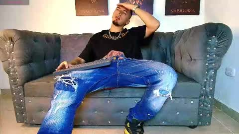  MATIAS COSTA  online show from October 2025 08:29:01 PM