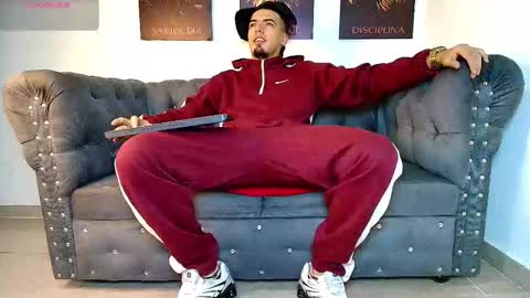  MATIAS COSTA  online show from November 2025 11:56:01 AM