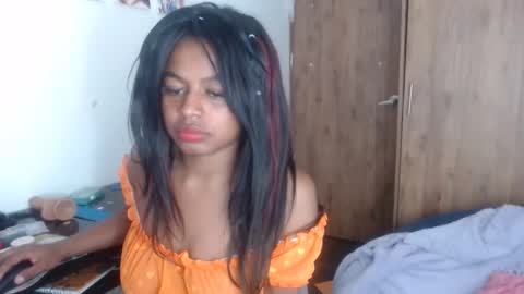 Snapshot of matilde27 chatting on December 2024 06:38:02 PM Daniela online show from December 2024 06:38:02 PM