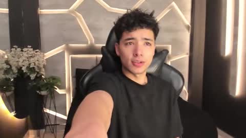 Snapshot of matt_wolf_ chatting on January 2026 11:24:02 AM matt online show from January 2026 11:24:02 AM