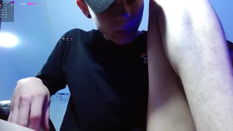 Snapshot of matthewboy_ chatting on December 2024 11:44:01 AM MatthewBoy online show from December 2024 11:44:01 AM