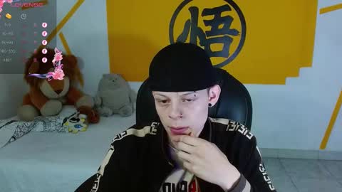 Snapshot of matthewboy_ chatting on January 2025 04:54:01 AM MatthewBoy online show from January 2025 04:54:01 AM