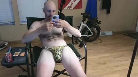 Snapshot of matthewhusby chatting on June 2026 01:44:02 AM MH online show from June 2026 01:44:02 AM
