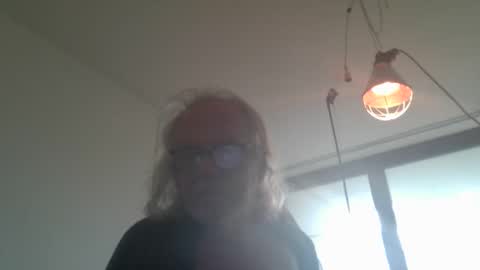 Matthias online show from October 2025 07:55:02 AM