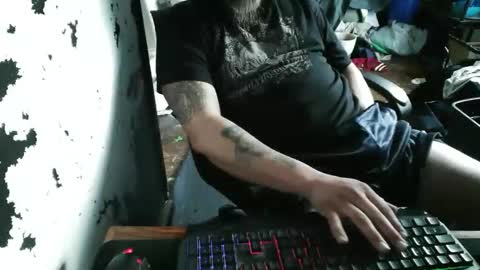 Snapshot of mattw31019 chatting on February 2026 04:16:01 PM mattw31019 online show from February 2026 04:16:01 PM