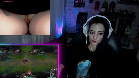 Snapshot of mature_gamer chatting on September 2025 02:17:01 PM Nath online show from September 2025 02:17:01 PM