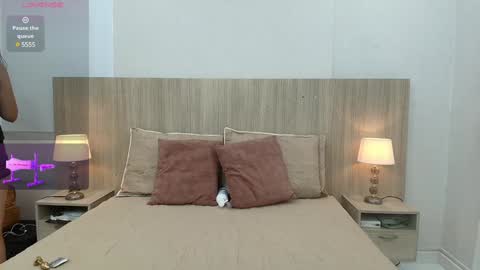 katerin online show from January 2025 11:44:02 AM