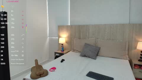 katerin online show from November 2025 11:31:01 AM