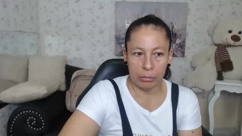 Martina online show from June 2026 10:00:01 PM