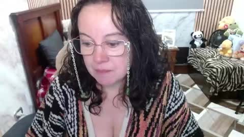 Sonia online show from April 2026 04:45:02 PM