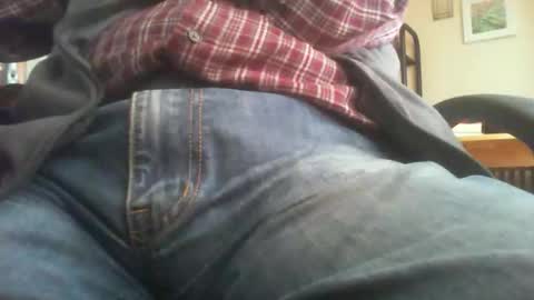 Snapshot of maturedaddi chatting on October 2025 09:45:01 AM Maturedaddi online show from October 2025 09:45:01 AM