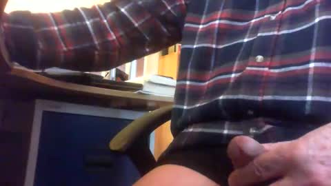 Maturedaddi online show from December 2025 10:52:02 AM