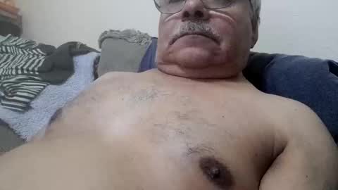 Snapshot of maturemenhot_6969 chatting on October 2025 04:19:02 AM maturemenhot_6969 online show from October 2025 04:19:02 AM