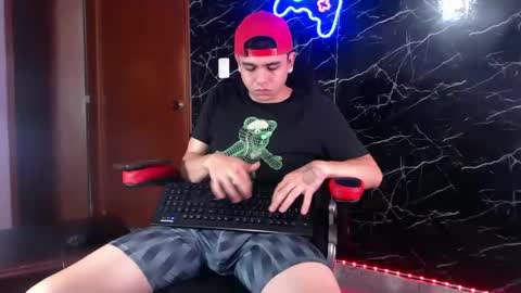 Snapshot of maty_hard chatting on February 2025 09:41:01 AM Matias online show from February 2025 09:41:01 AM