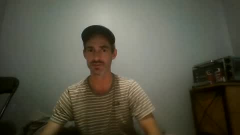 Snapshot of maubecaron1 chatting on September 2025 02:54:01 PM ken34yee online show from September 2025 02:54:01 PM