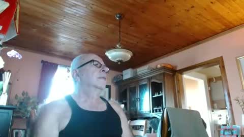 Maurice online show from March 2025 01:45:01 PM