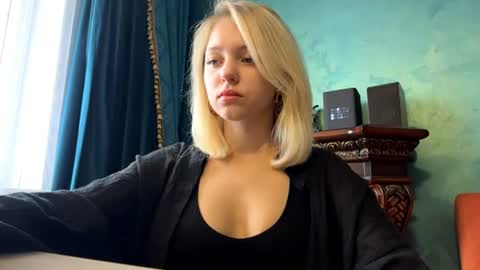 Eva  1st day online show from June 2026 07:34:01 AM