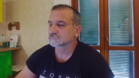 Snapshot of mauro1971 chatting on October 2025 12:15:01 PM mauro1971 online show from October 2025 12:15:01 PM