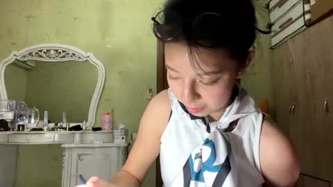 Violet online show from July 2026 07:43:02 PM