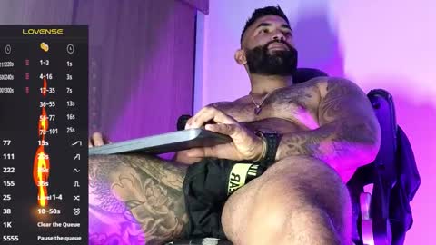 Snapshot of max__prada chatting on November 2025 02:21:01 AM max__prada online show from November 2025 02:21:01 AM