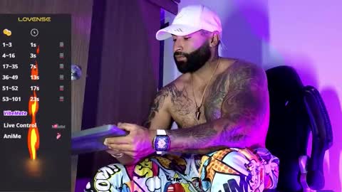 Snapshot of max__prada chatting on December 2025 01:14:02 AM max__prada online show from December 2025 01:14:02 AM