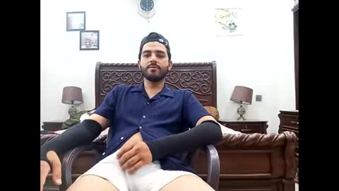 max_crushal online show from May 2026 12:24:01 PM