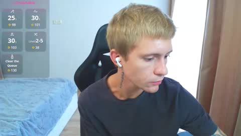 Max Gen with tats 24years  And Ethan without tats 20 years online show from September 2025 11:48:01 AM