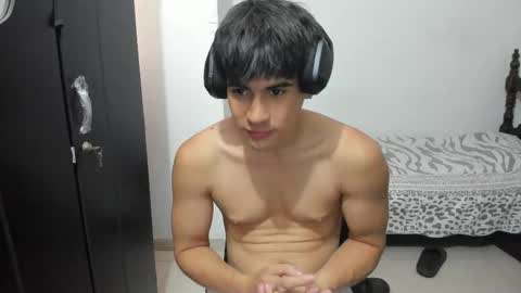 Max online show from September 2025 01:45:02 PM