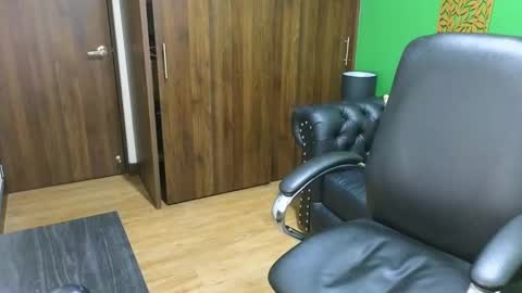 Max Taylor online show from December 2024 02:03:02 AM